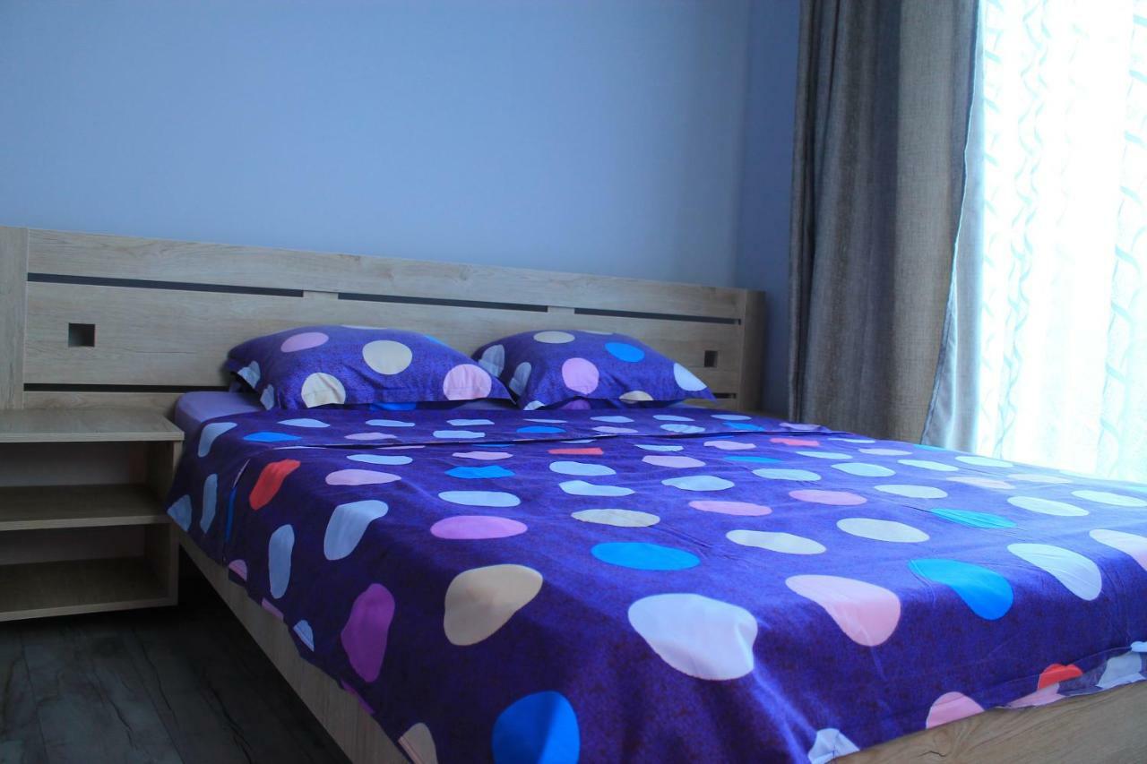 Tedo'S Guest House Makhinjauri Habitación foto